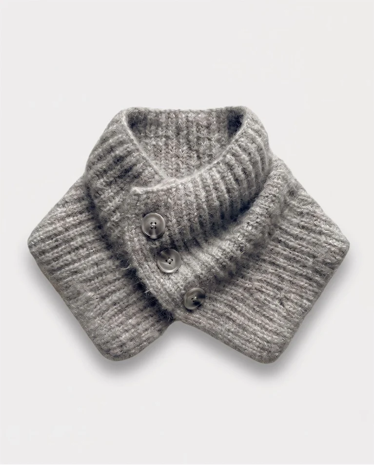 Cuello Surkana gris